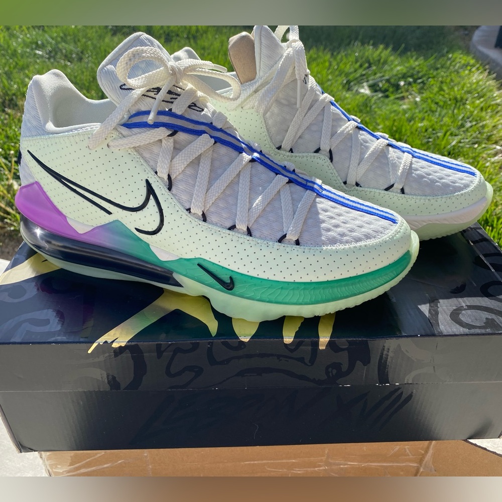 SOLD ———- Nike Lebron XVII (17) Low Basketball Sneakers